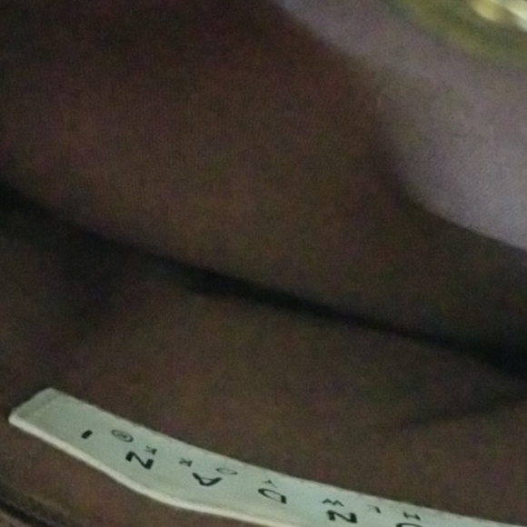 Mondani Handbag - Picture 6 of 10